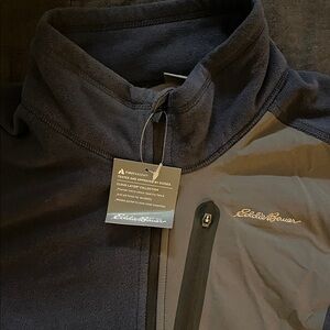 Eddie Bauer Men's Black and Gray Performance 1/2 Zip